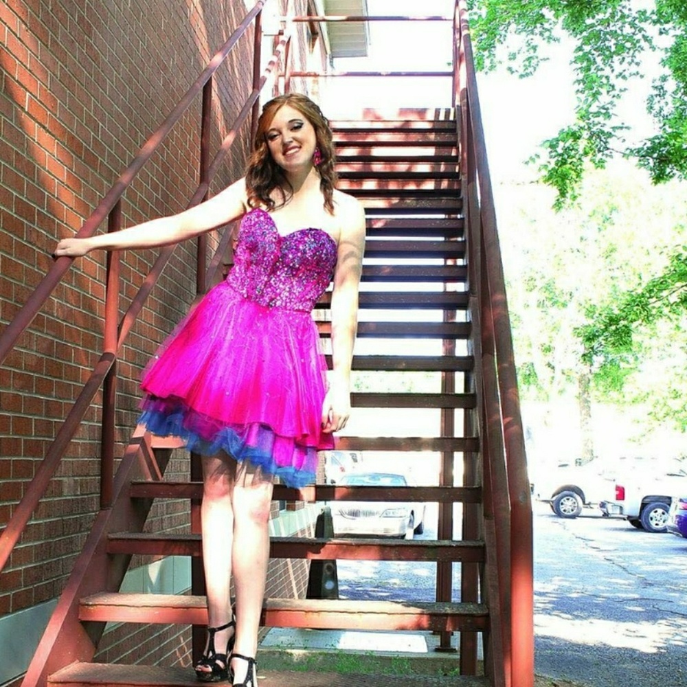 FUN, FLIRTY FORMAL